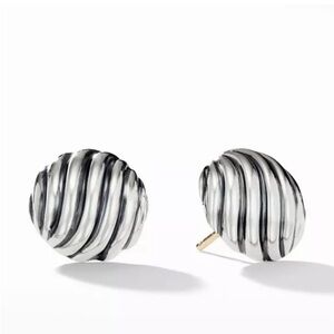David Yurman Classic sculpted Stud earrings
